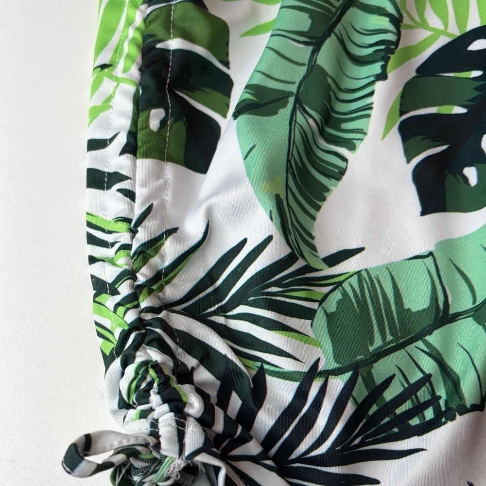 Reel Legends Green Leaf Print Skirt - Picture 3 of 9